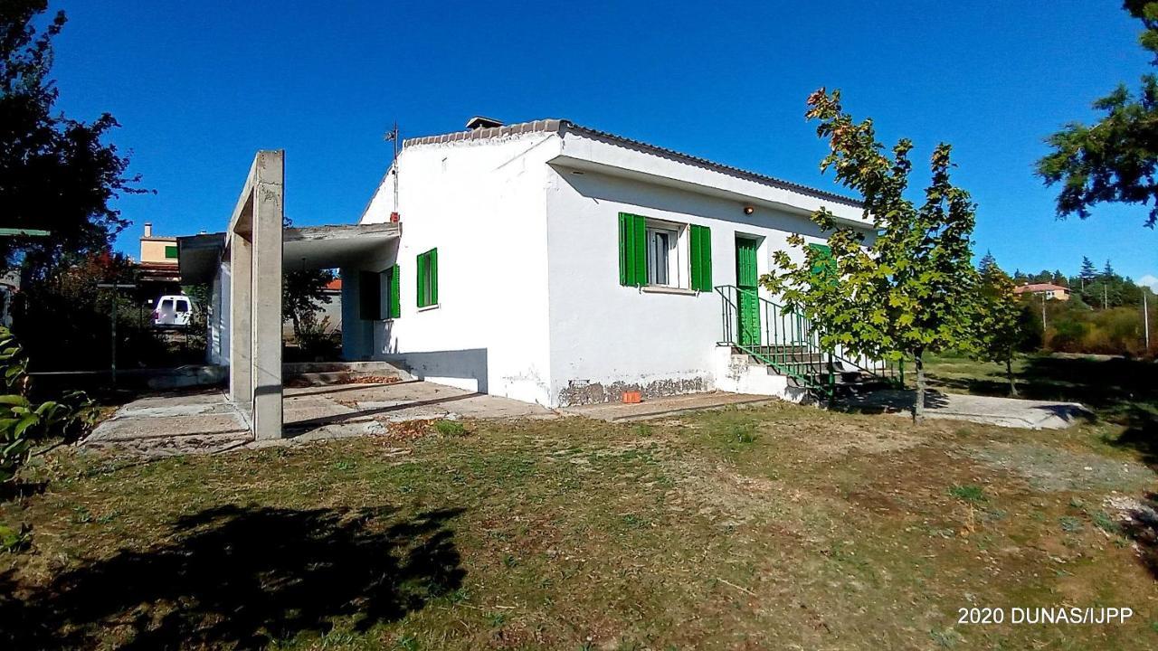 Numancia 12 Villa Santa Maria de la Alameda ภายนอก รูปภาพ